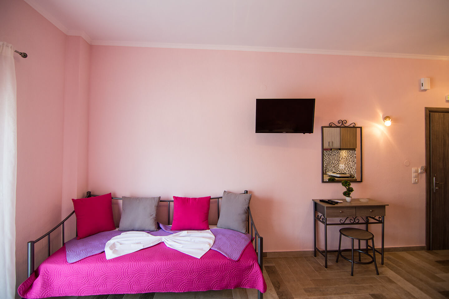 Christodoulos Eleftheria House Room 004 - Nea Vrasna - Rent Rooms - Apartments - Hotel